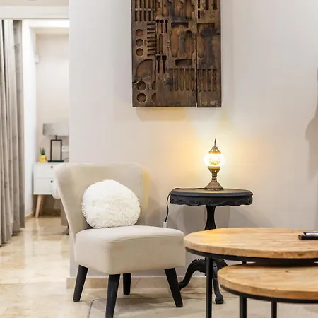 La Casa Pequena By Livework